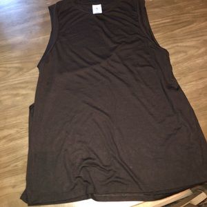 Split sided workout T-shirt. Dry fit.